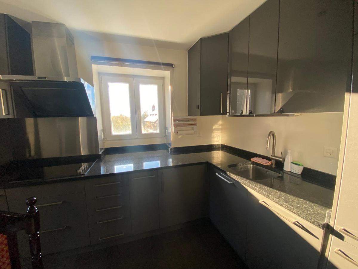 Today Appartement Famille Chippis Exterior photo