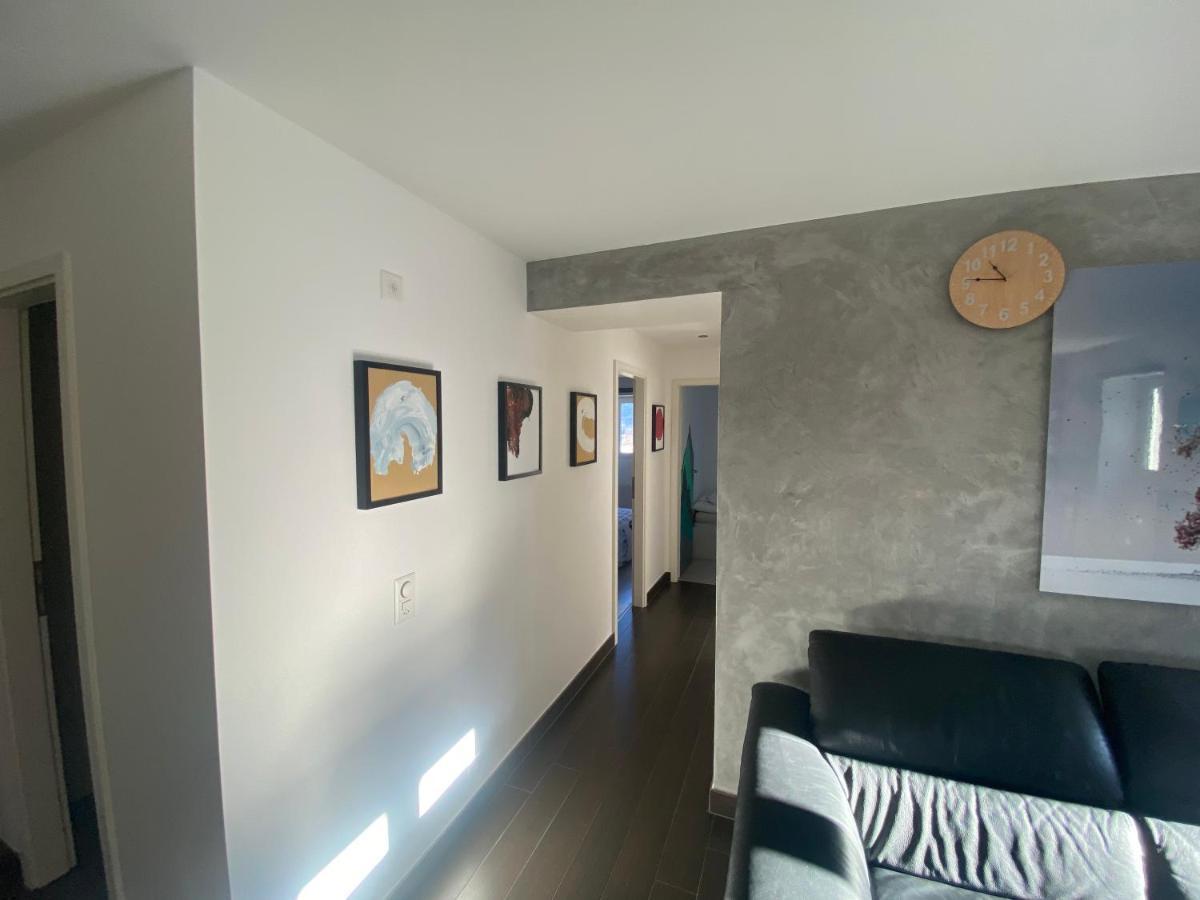 Today Appartement Famille Chippis Exterior photo